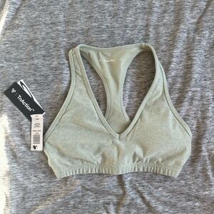 BNWT TNA sports bra